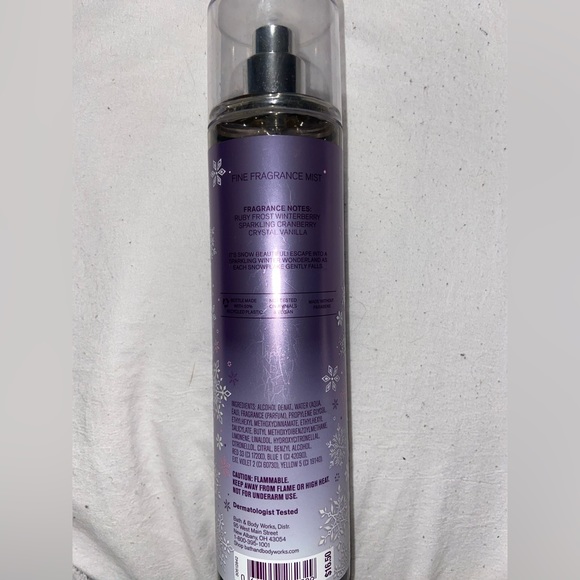 Bath & Body Works winter berry wonder - Picture 2 of 2